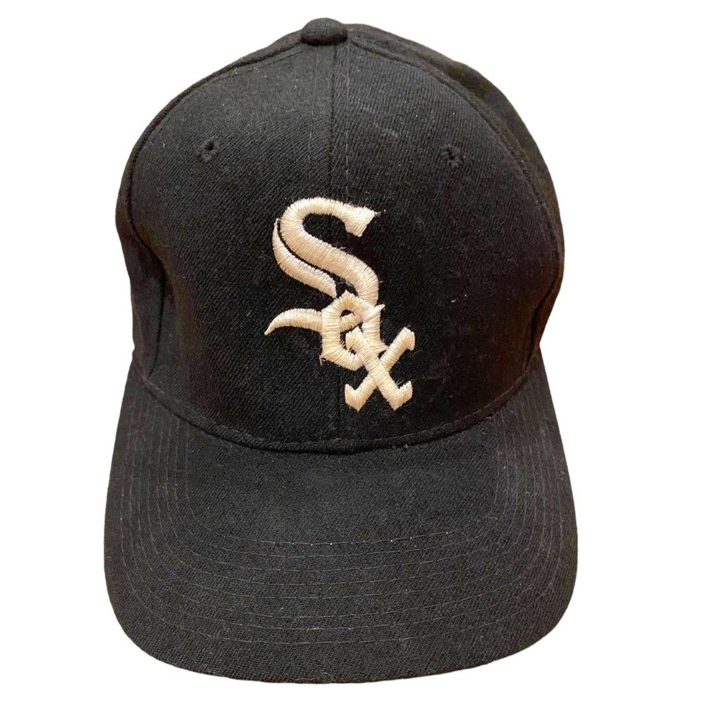 Vintage Sports Specialties Chicago White
Sox Fitted Hat 6 5/8 Fitted Wool 90s